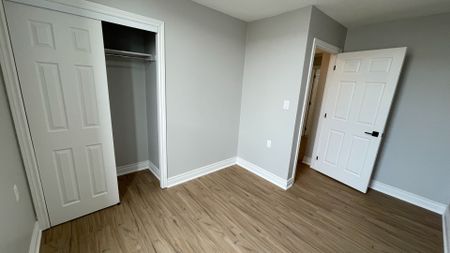 For Lease - 69 East Main Street Unit# 203, Welland, Ontario - Photo 4