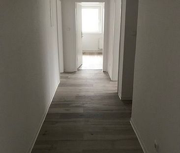 Helle und gepflegte 3,5-Zimmerwohnung mit Balkon und Garten - Foto 2