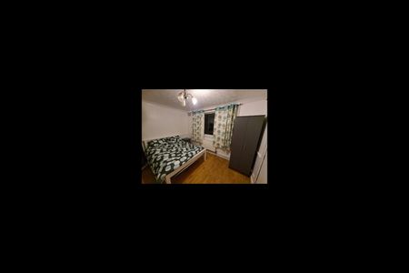 Room in a Shared House, Warren Road, B8 - Photo 5