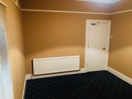 Room in a Shared House, Cambridge Road, IG3 - Photo 4