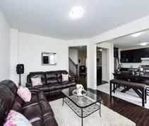 For Lease - 10 O'connor Crescent, Brampton, Ontario - Photo 2
