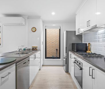 Modern, Low-Maintenance Living in a Convenient Location - Photo 5