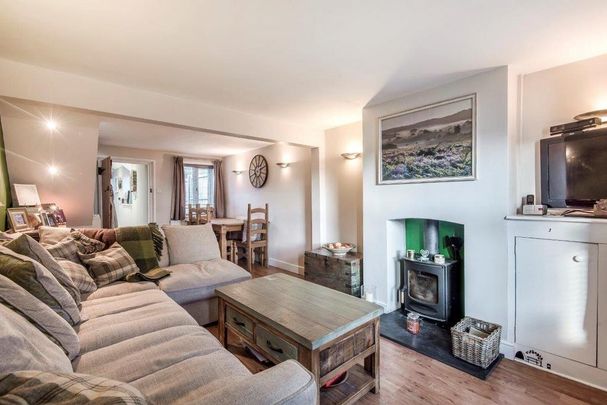 2 bedroom terraced house to rent - Photo 1