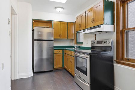 For Lease - 71 Lesmount Avenue Unit# Main, Toronto, Ontario - Photo 5