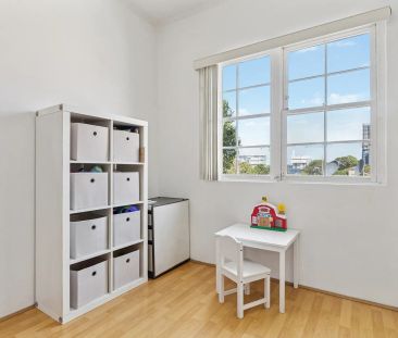 Modern 3 Bedrooms Apartment Living in Prime Arncliffe Location (Acc... - Photo 6