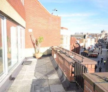 Queen Annes Court, Peascod Street, Windsor, SL4 - Photo 5