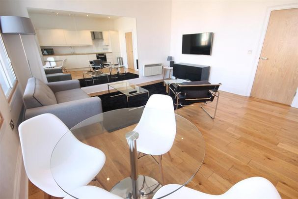 2 bedroom apartment to rent - Photo 1