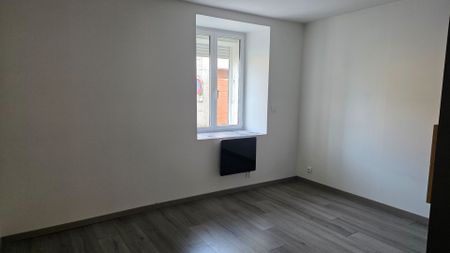 Location Appartement 4 pièces 71m² - Photo 5