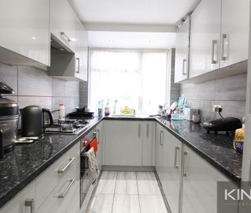 4 bedroom semi-detached house to rent - Photo 1