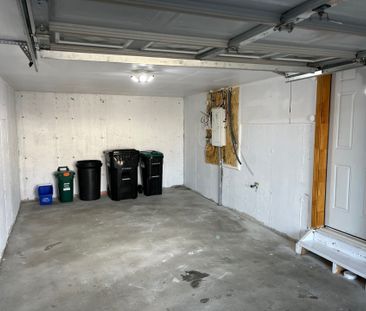 For Lease - 79 Franks Way, Barrie, Ontario - Photo 4