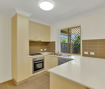 NEAT & TIDY THREE BEDROOM HOME - Photo 5