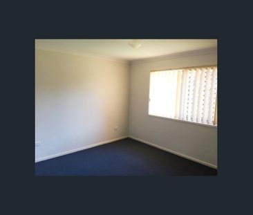 Spacious Family Living in Sought-After Middle Ridge - Photo 5