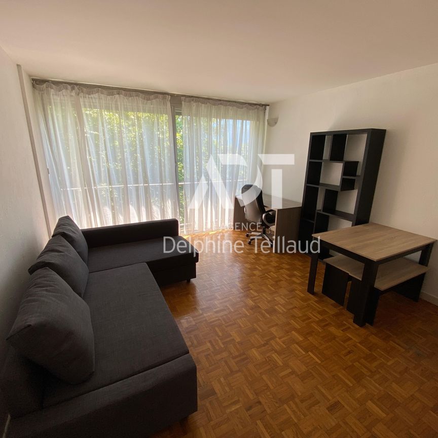 Location Appartement 1 pièce 24m² LA TRONCHE 38700 - Photo 1