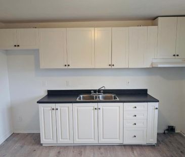 À LOUER – 4 1/2 rénové – Île-Perrot - Photo 4