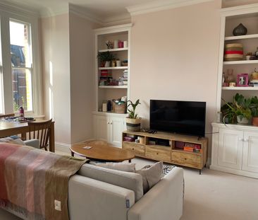 Room in a Shared Flat, Chalsey Road, SE4 - Photo 1