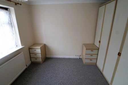 2 bedroom detached house to rent - Photo 4