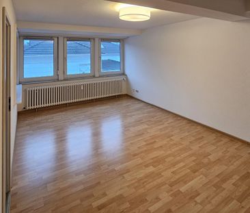 Schöne helle 2- Zimmer - Dachgeschosswohnung - Foto 1