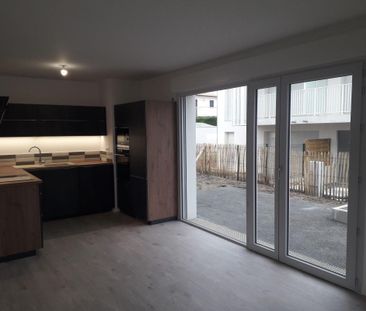 Location Appartement 3 pièces 64m² ROYAN 17200 - Photo 3