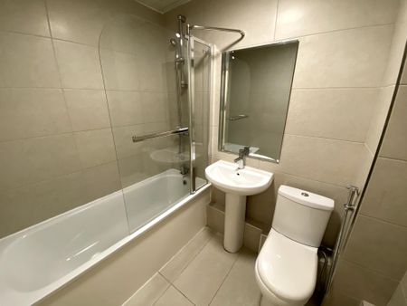 Flat 34, Samara Plaza, LS2 9DU, Leeds - Photo 5