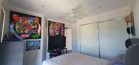 Warner - Photo 3