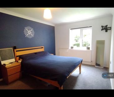 2 bedroom flat to rent - Photo 4