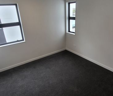 203/28 Shortfin Place, Flat Bush, Auckland - Photo 1