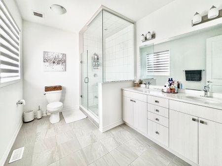 For Lease - 61 Suzuki Street Unit# Upper, Barrie, Ontario - Photo 2