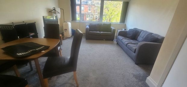 2 Bed - 34a Ash Grove, Hyde Park, Leeds - LS6 1AY - Student - Photo 1