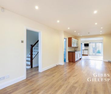 4 bedroom semi-detached house to rent - Photo 1