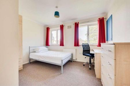 Kent Avenue, Canterbury, CT1 - Photo 4