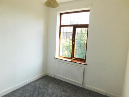 2 bedroom terraced house to rent - Photo 2