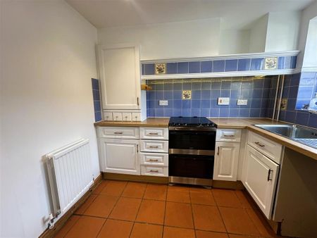 2 bedroom terraced house to rent - Photo 5