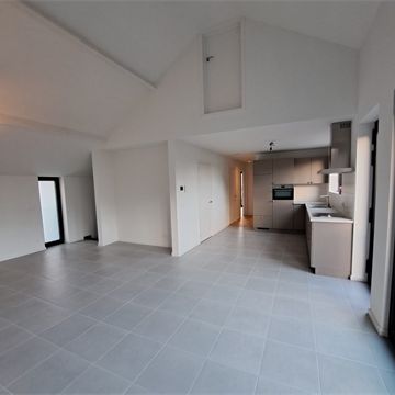 Een nieuwbouw appartement op de eerste verdieping met terras - Photo 1