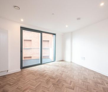 Studio to rent - Photo 6