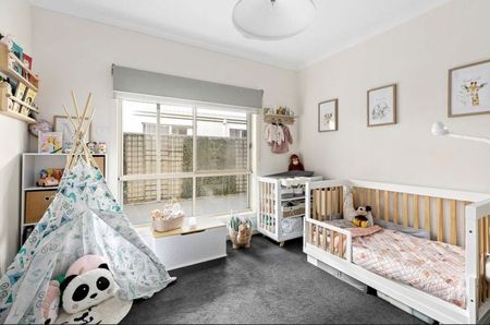 THREE BEDROOM PLUS STUDY HOME - Photo 4