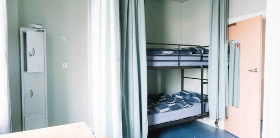 Twin Shared Dorm Room - Photo 2