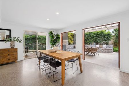 Escape to Your Dream Beachside Haven in the Heart of Peregian Beach - Photo 3