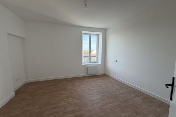 VALREAS, appartement de type3bis d'environ69m2 - Photo 1