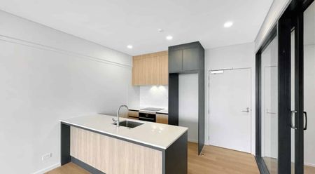 Modern Two-Bedroom Apartment for Rent! - Photo 2