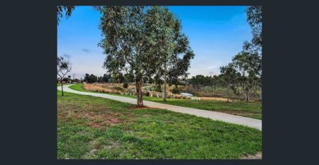 Fantastic opportunity to rent a three storey townhouse! - Photo 5