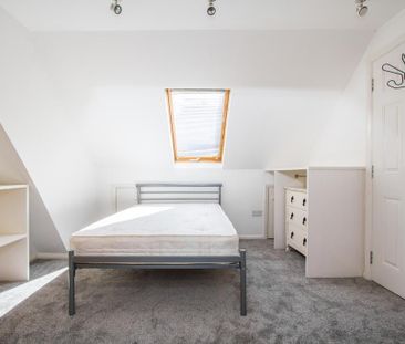 5 bedroom terraced house to rent - Photo 2