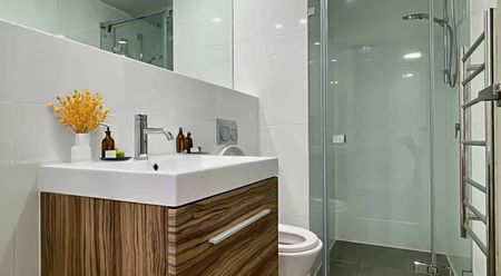 Modern Inner City Apartment - Photo 5