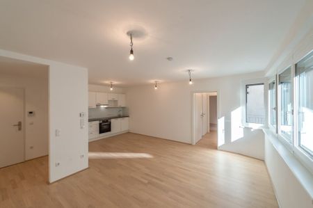 Six in the City: Premium 2-Zimmer Apartment mit Balkon!! BESTLAGE direkt beim Haus des Meeres - Photo 3