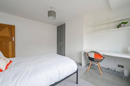 2 bedroom terraced house to rent - Photo 5