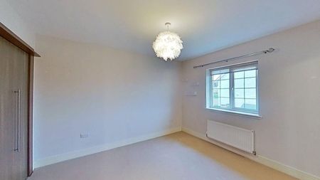 4 bedroom detached house to rent - Photo 5