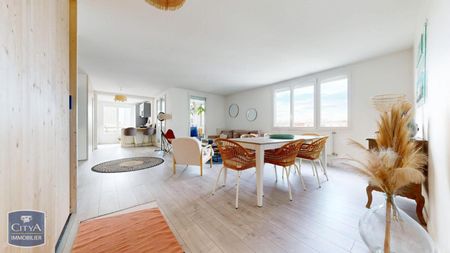 Location Appartement 4 pièces 103m² LYON 7ème - Photo 3