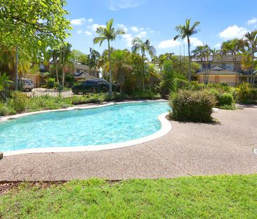 11/2-10 Weedons Road, Nerang QLD 4211 - Townhouse For Rent | Domain - Photo 6