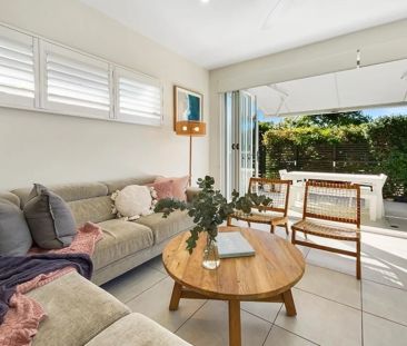 The Epitome of Relaxed Coastal Living! - Photo 2