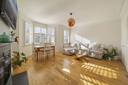 2 bedroom flat to rent - Photo 4