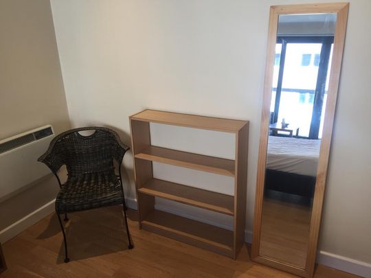 Studio to rent - Photo 1